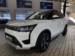 MAHINDRA XUV300 W6 Gasoline 2024
