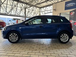 VOLKSWAGEN POLO VIVO HATCH 1.4 TRENDLINE 2023