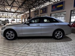 MERCEDES C-CLASS C 180 9G-TRONIC 2021